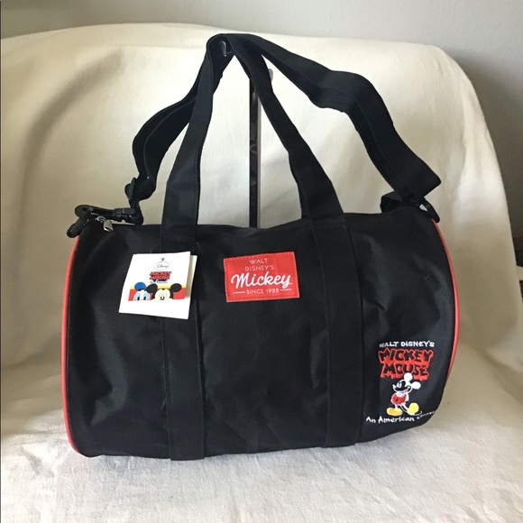 disney frozen 2 weekender bag with makeup